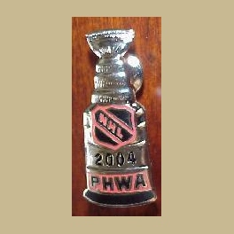 NHL HOCKEY PRESS PIN STANLEY CUP 2004 MEDIA PRESSWRITERS PIN LTD ED